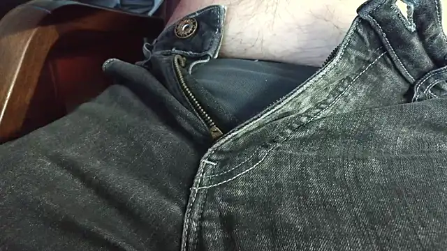 smoothandtiny online show from September 29, 8:35 am