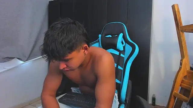 Bray Kevin online show from November 23, 3:23 pm