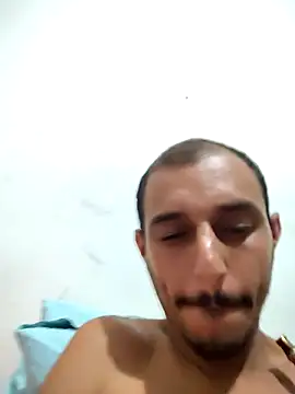 Snapshot of Pauzuudo01 chatting on March 15, 6:58 am Pauzuudo01 online show from March 15, 6:58 am
