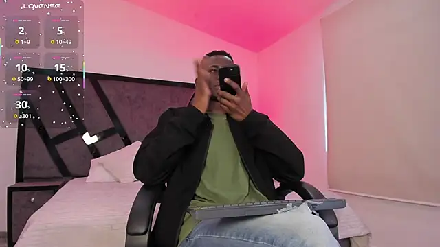 JacksonMuller  online show from February 18, 2:04 pm