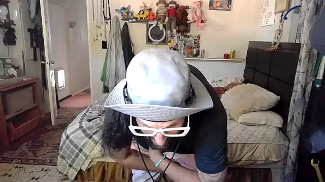 BobbyQ29 online show from April 7, 5:24 pm