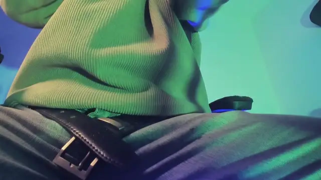 s sven03 online show from December 5, 5:03 am