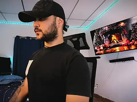 Sebas-hott online show from December 15, 10:51 pm