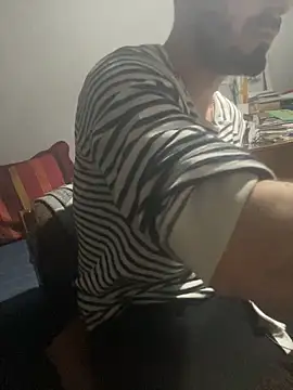 giorgakaci69 online show from April 20, 9:28 pm