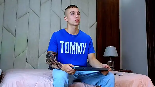 AsmodeoCox online show from December 11, 10:49 pm