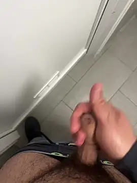 Snapshot of _themask_ chatting on March 13, 7:17 pm  themask  online show from March 13, 7:17 pm