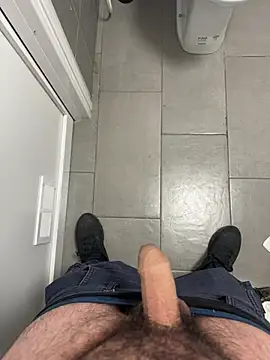 Snapshot of _themask_ chatting on February 27, 11:15 pm  themask  online show from February 27, 11:15 pm