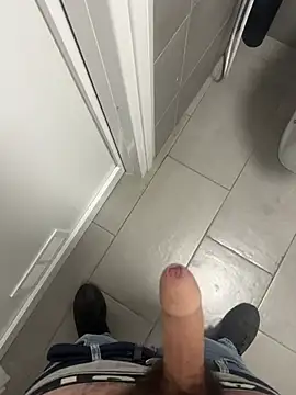 Snapshot of _themask_ chatting on March 17, 8:51 pm  themask  online show from March 17, 8:51 pm