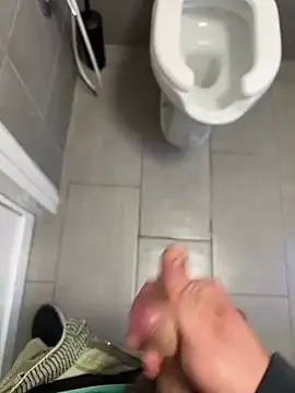 Snapshot of _themask_ chatting on January 30, 3:51 pm  themask  online show from January 30, 3:51 pm