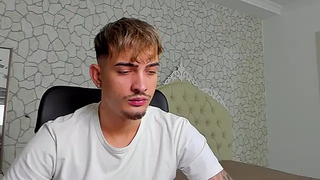 BrandonTate online show from October 25, 11:01 am