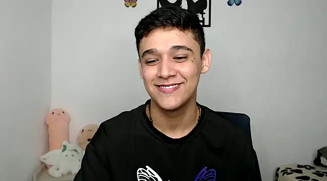 kaiine190 online show from February 12, 4:12 am