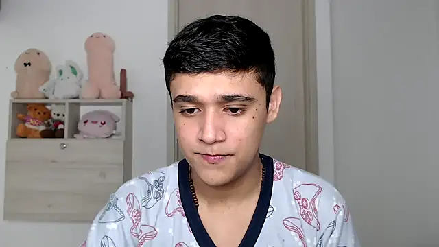 kaiine190 online show from December 15, 6:54 am