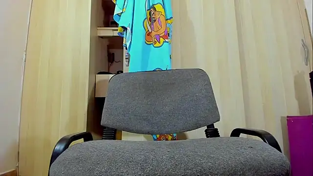 Jhhan234 online show from November 25, 7:43 am