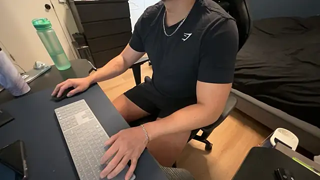 charlie s2534 online show from February 12, 5:19 pm