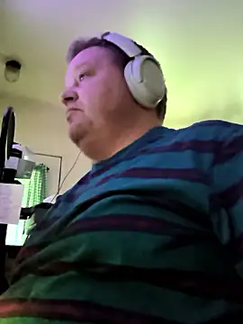 jrsexy83 online show from April 2, 2:14 pm