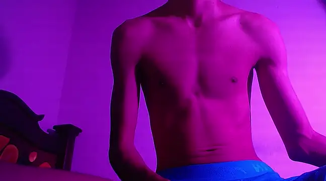 isaaclatino online show from January 13, 12:51 am