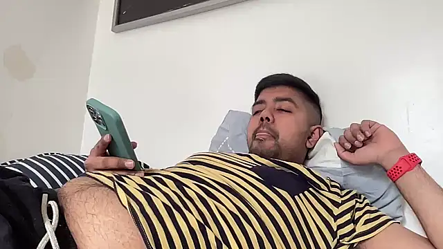 PRANDABOI27 online show from March 13, 2:23 pm