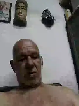 Snapshot of FabiQuilmes chatting on January 22, 11:11 pm FabiQuilmes online show from January 22, 11:11 pm
