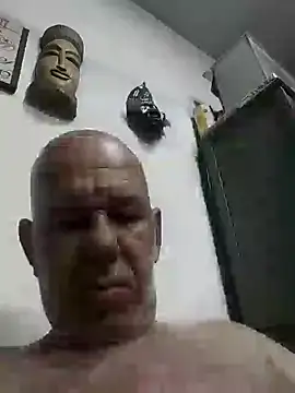 Snapshot of FabiQuilmes chatting on January 14, 12:11 am FabiQuilmes online show from January 14, 12:11 am