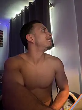 privpunhetinha01 online show from October 3, 4:45 pm