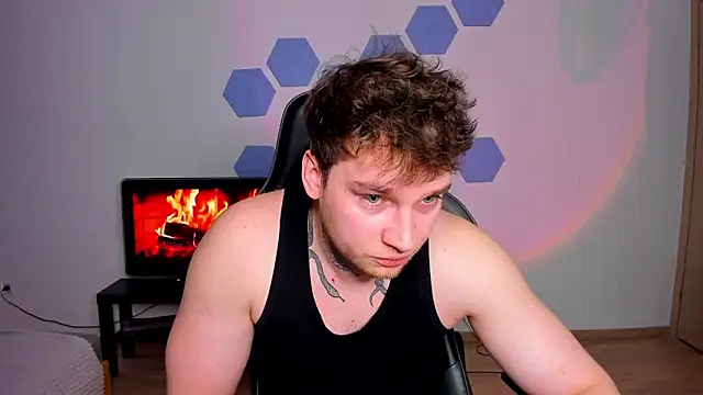 Chris Tyson online show from April 1, 8:16 am