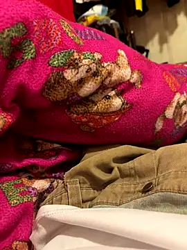 Snapshot of A6229 chatting on October 4, 9:30 pm A6229 online show from October 4, 9:30 pm