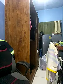 BigBrotherFreak online show from November 20, 4:23 am