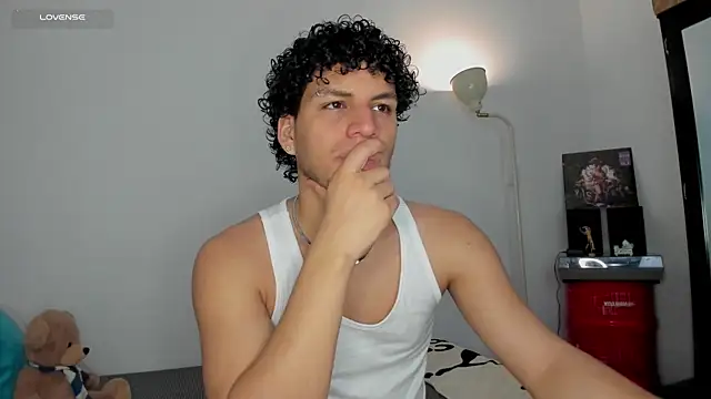 Curlblue online show from October 17, 6:39 am