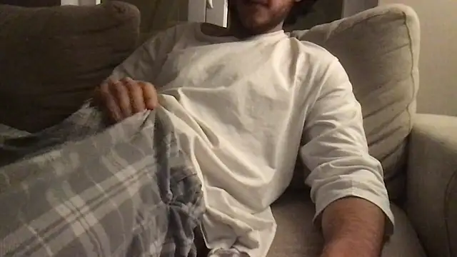 iwantfuckbby online show from February 27, 7:44 am