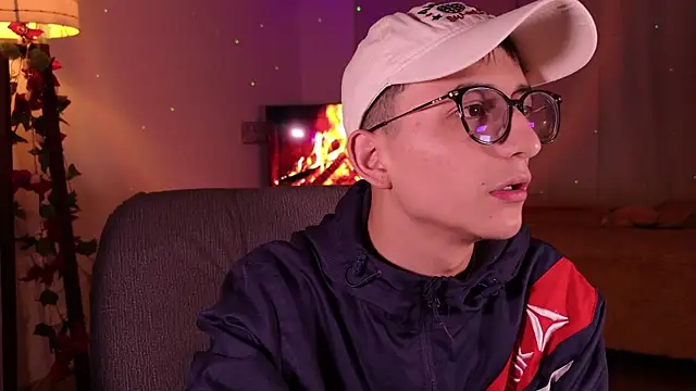 Mr evan1 online show from December 15, 1:32 pm