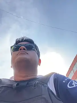 Daniel Black98 online show from March 21, 8:50 pm