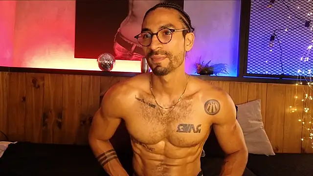 Romeocolin online show from February 12, 6:30 am