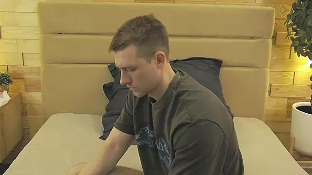 EthanPinkman online show from April 10, 6:20 am