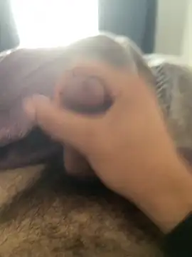 Snapshot of mario24thunder chatting on October 10, 9:47 am mario24thunder online show from October 10, 9:47 am