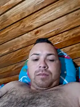 Snapshot of andres--z chatting on December 5, 5:59 am andres--z online show from December 5, 5:59 am