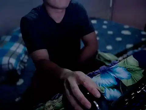 Cloudycockcare online show from October 8, 5:17 pm