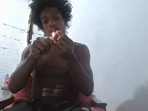 Larry-n-clouds online show from March 12, 7:16 am