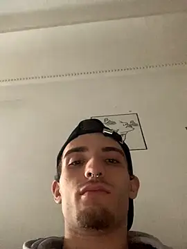 LaMaterialista online show from October 19, 3:15 pm