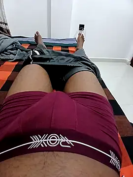 alanjoyoo online show from March 18, 5:12 pm