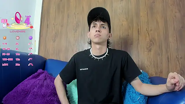 Snapshot of JeanRam18 chatting on March 19, 7:27 pm JeanRam18 online show from March 19, 7:27 pm