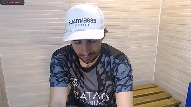 MilanZaire online show from March 12, 2:41 am