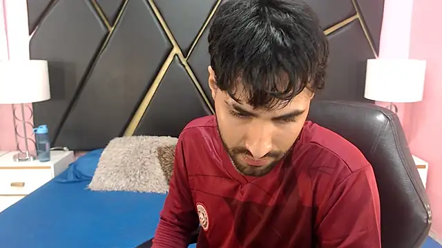 MilanZaire online show from September 11, 12:31 am