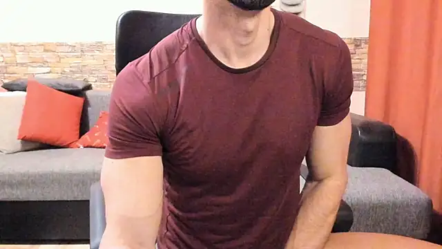 HotHunkTrainer online show from January 10, 10:19 am