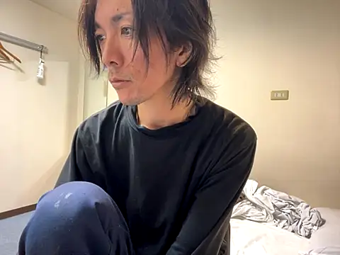 Katakuriko-Denpun online show from November 5, 11:45 am