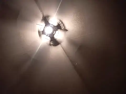 Snapshot of Xoc8_ chatting on January 7, 11:24 pm Xoc8  online show from January 7, 11:24 pm