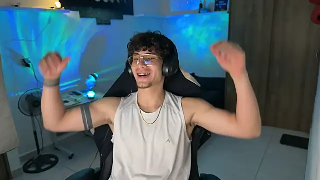 Kisan Smith online show from February 12, 4:29 am