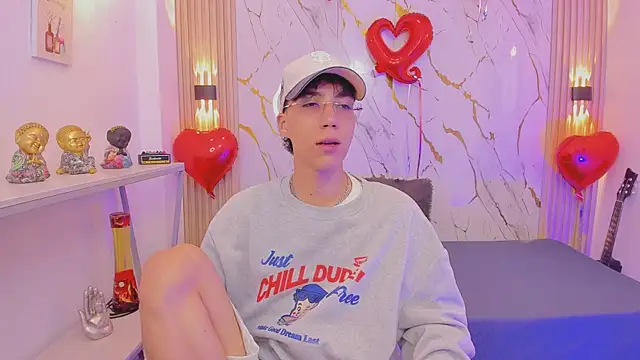 Nikolay Gregori online show from February 18, 4:32 am