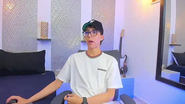 Nikolay Gregori online show from December 26, 4:43 am