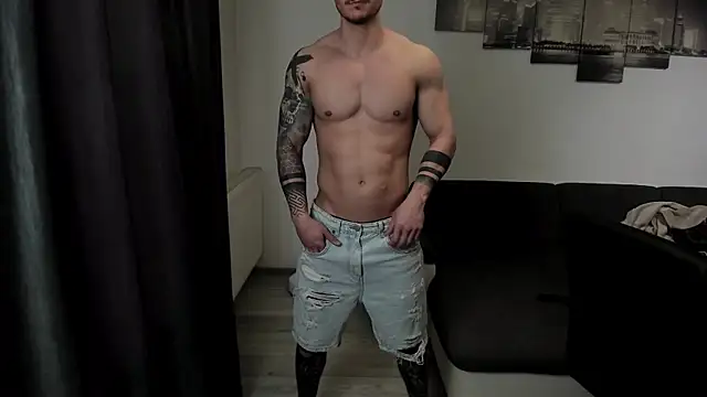 Richarddarell1 online show from March 10, 6:52 am