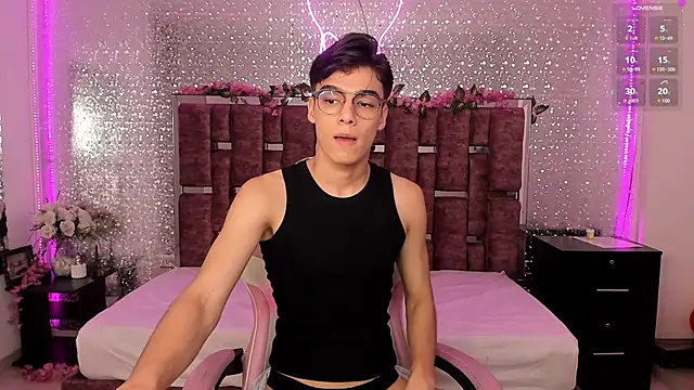 Gerony  online show from February 13, 5:05 am